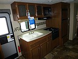 2015 Coachmen Freedom Express Photo #15