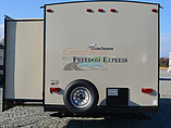 2015 Coachmen Freedom Express Photo #6