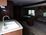 2015 Coachmen Freedom Express Photo #9