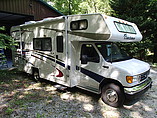 2004 Coachmen Freelander Photo #7