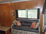 2004 Coachmen Freelander Photo #33