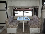 2005 Coachmen Freelander Photo #13