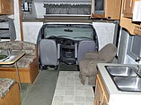 2006 Coachmen Freelander Photo #11