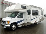 2005 Coachmen Freelander Photo #2