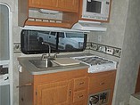 2005 Coachmen Freelander Photo #11