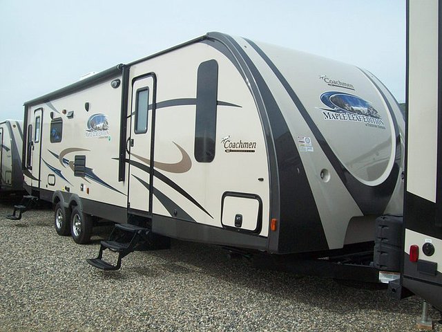 2014 Coachmen Freedom Express Photo