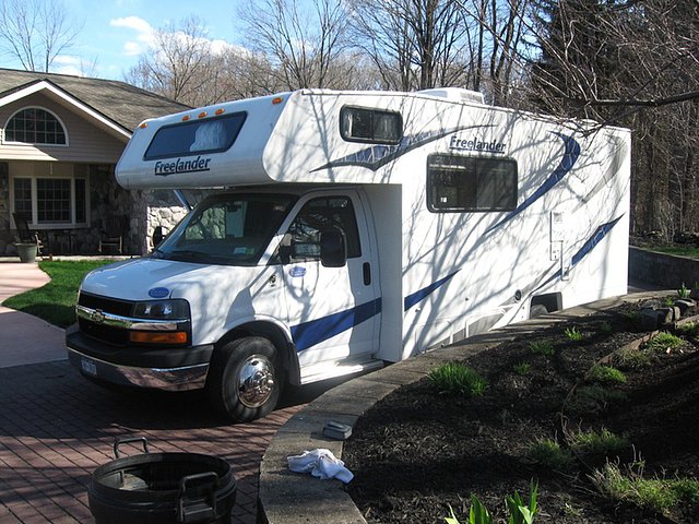 2008 Coachmen Freelander Photo