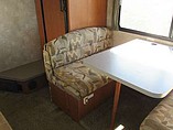 2004 Coachmen Freelander Photo #10