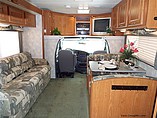 2005 Coachmen Freelander Photo #21