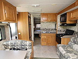 2006 Coachmen Freelander Photo #4