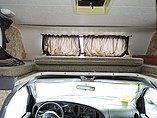 2006 Coachmen Freelander Photo #5