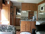 2006 Coachmen Freelander Photo #4