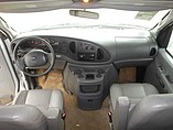 2006 Coachmen Freelander Photo #17