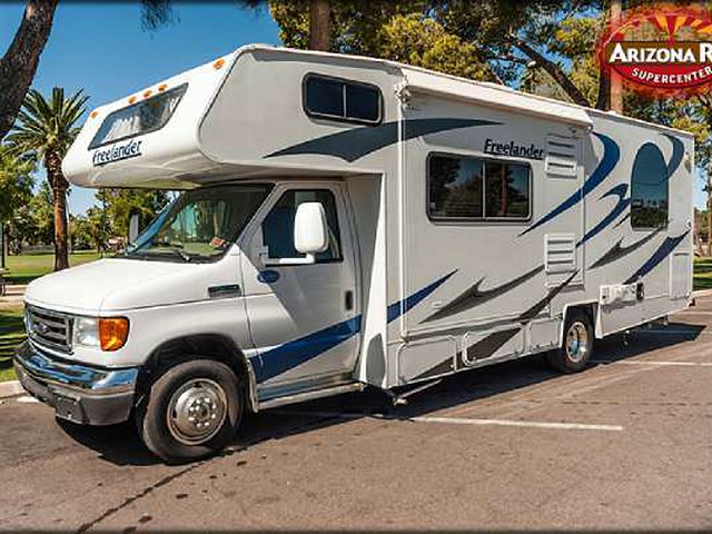 2008 Coachmen Freelander Photo