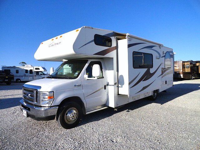 2009 Coachmen Freelander Photo