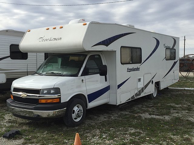 2007 Coachmen Freelander Photo