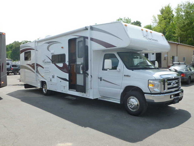 2010 Coachmen Freelander Photo