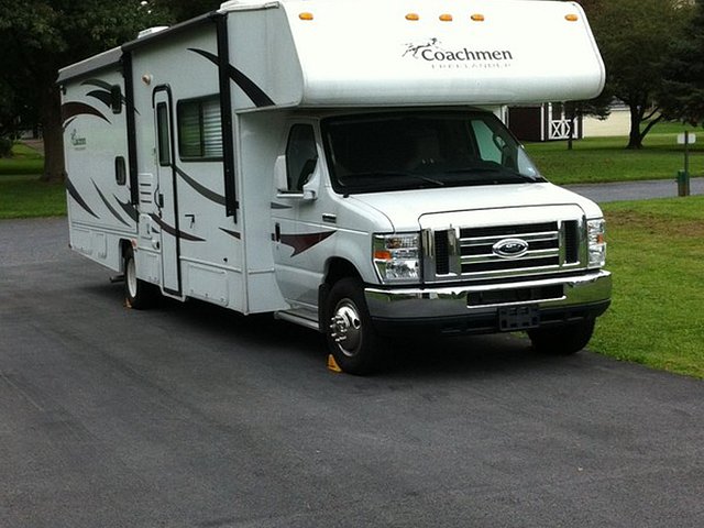 2012 Coachmen Freelander Photo