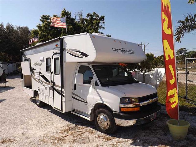2012 Coachmen Leprechaun Photo