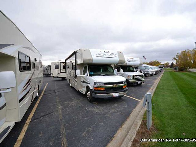 2015 Coachmen Leprechaun Photo