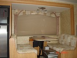 2008 Coachmen Leprechaun Photo #5