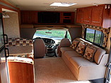 2008 Coachmen Leprechaun Photo #11