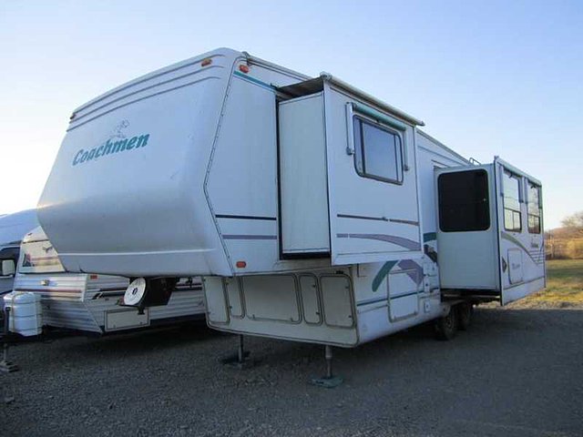 1996 Coachmen Maxxum Photo