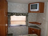 2005 Coachmen Mirada Photo #12