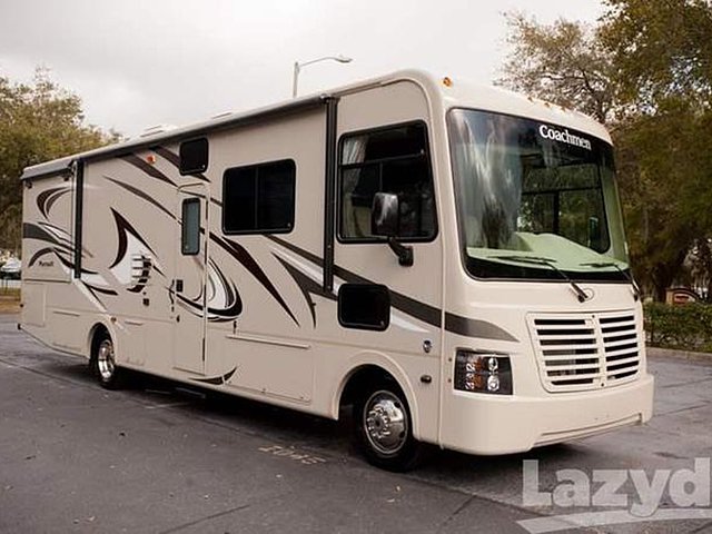 2014 Coachmen Mirada Photo