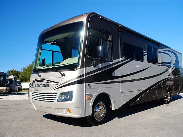 13 Coachmen Mirada