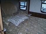 2015 Coachmen Mirada Photo #11