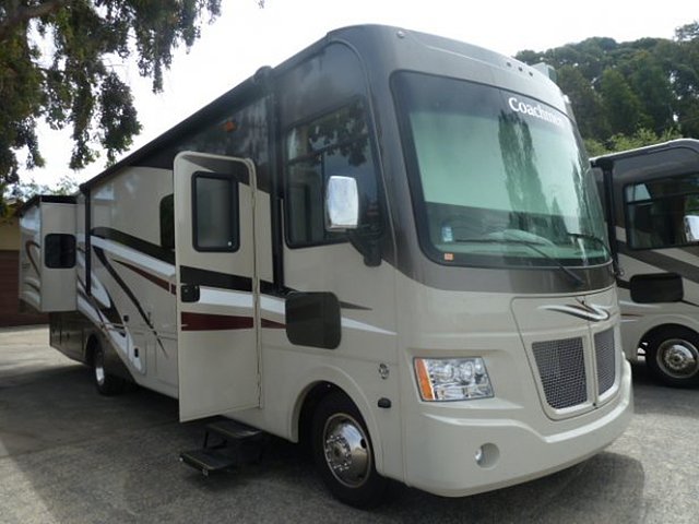 2015 Coachmen Mirada Photo