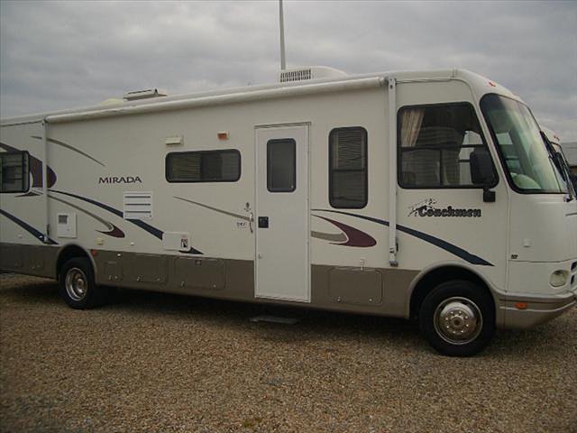 2003 Coachmen Mirada Photo