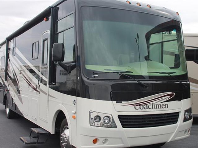 2013 Coachmen Mirada Photo