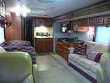 2007 Coachmen Pathfinder Photo #6