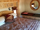 2007 Coachmen Pathfinder Photo #5