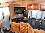 2009 Coachmen Pathfinder Photo #4