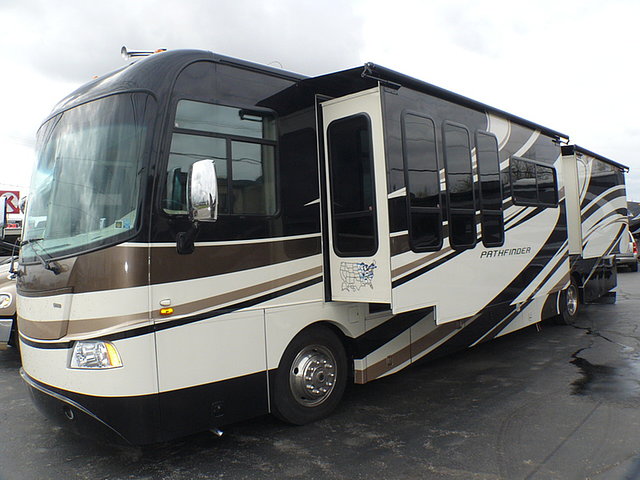 2011 Coachmen Pathfinder Photo