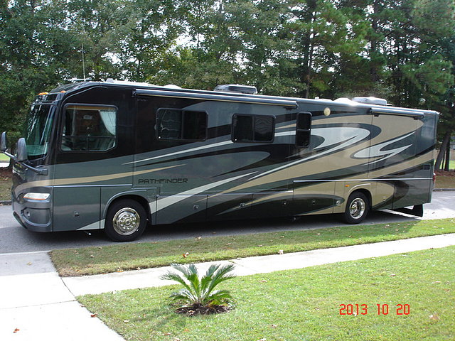 09 Coachmen Sportscoach