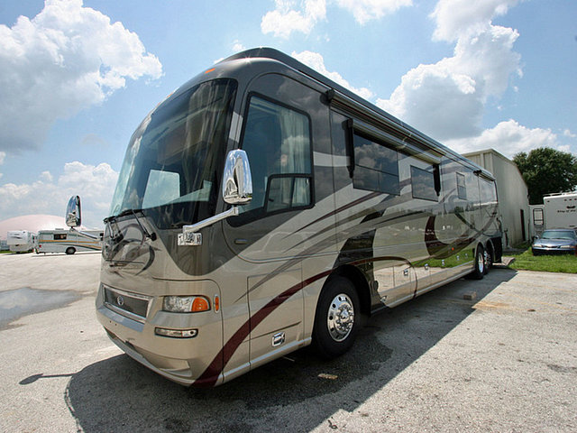 2008 Country Coach Affinity Photo