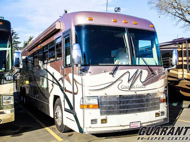 2001 Country Coach Affinity Photo