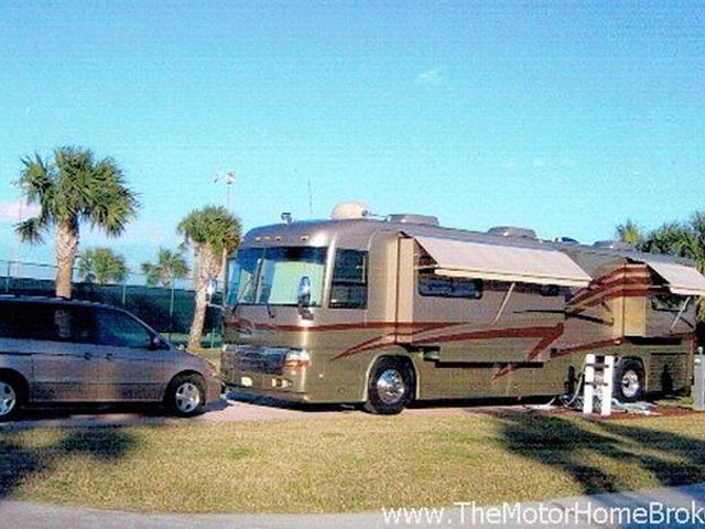 2002 Country Coach Affinity Photo