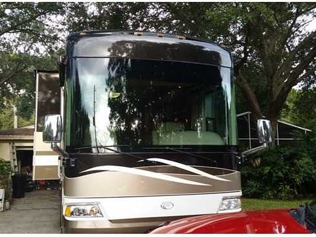 2006 Country Coach Allure Photo