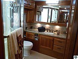 2008 Country Coach Allure 470 Photo #25