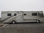 2005 Country Coach Inspire 330 Photo #3