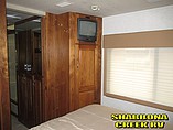 2000 Country Coach Intrigue Photo #25