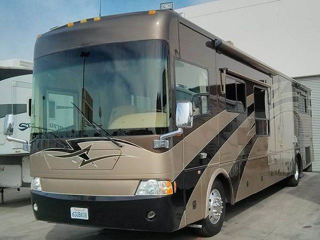 2006 Country Coach Country Coach Photo