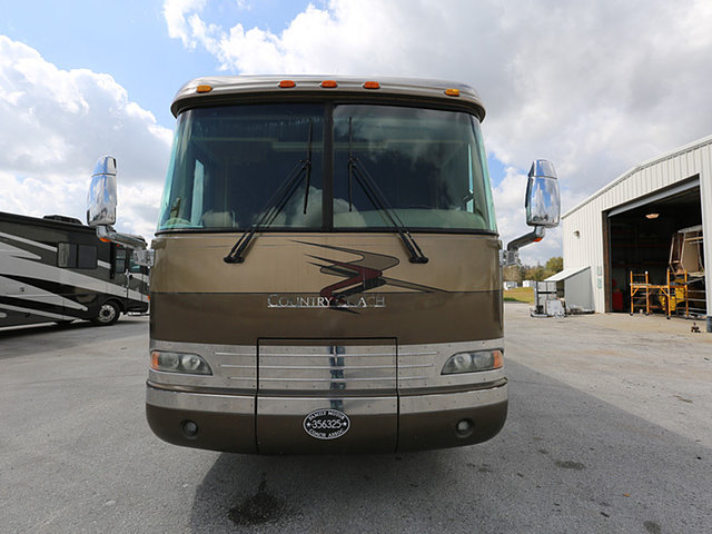 2002 Country Coach Magna Photo