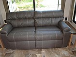 2016 CrossRoads Cruiser Aire Photo #17