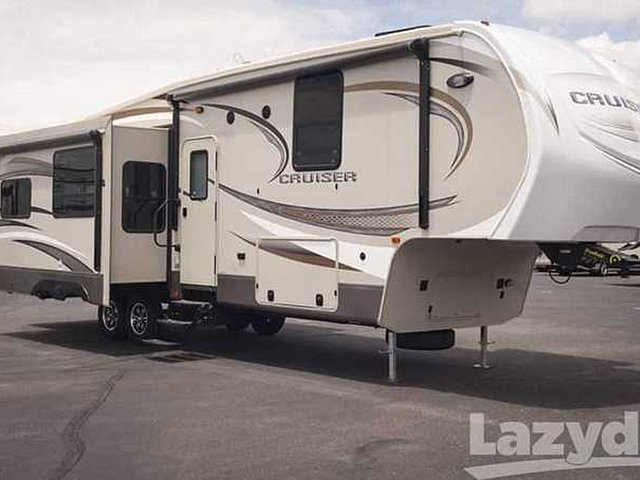 2016 CrossRoads Cruiser Photo